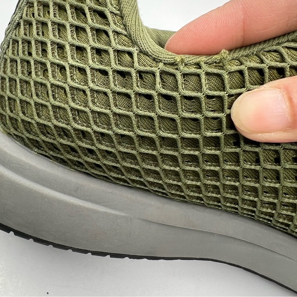 NOBULL Moss Mesh Runner Shoes Green Unisex Men’s 8.5, Women’s 10 - Picture 3 of 13